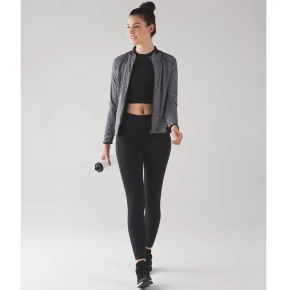Lululemon Hit It Jacket Size 6